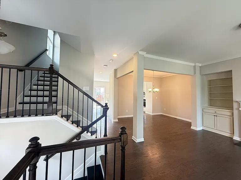 590 Sunset Park Dr — Photo 7