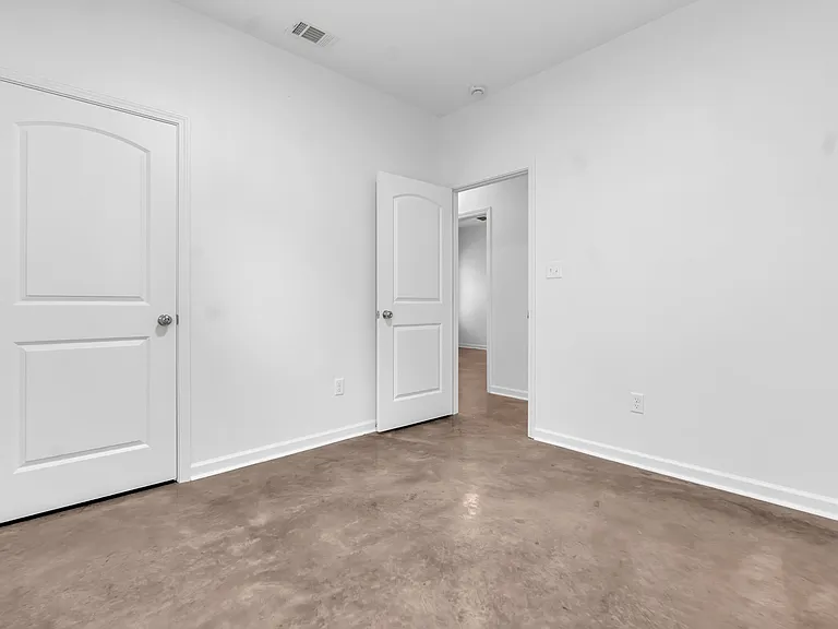 1370 Dow Pl — Photo 7