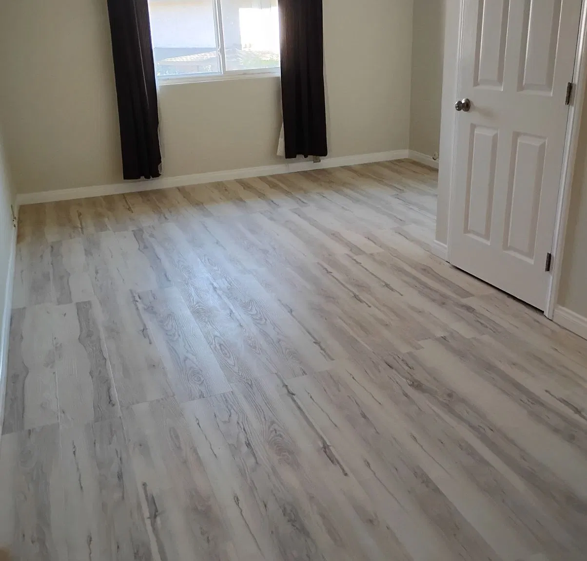 4 bed, 1576 sqft, $1,200 — Photo 2