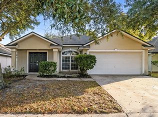 9366 Daniels Mill Dr, Jacksonville, FL 32244