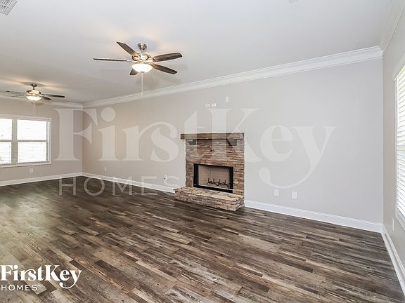 3rd image of 70 High Falls Dr