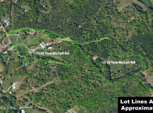 1518 Tom McCall Rd, Maryville, TN 37801