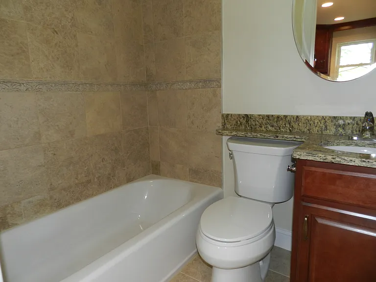 20 Greenville St #2 — Photo 15