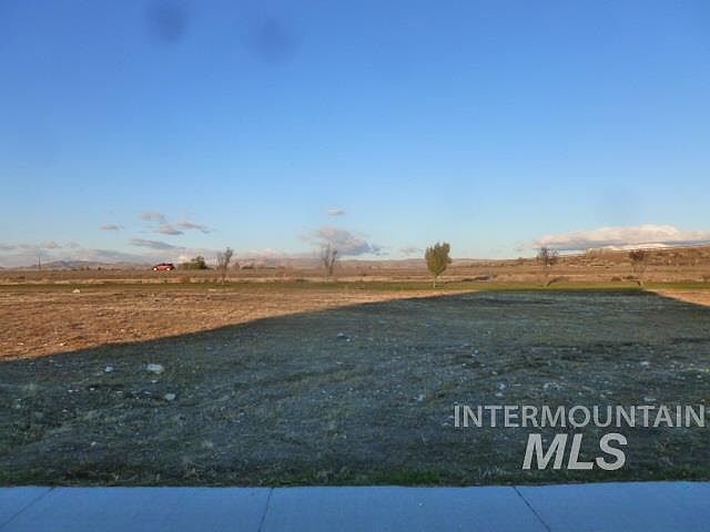 2nd image of Tbd Ne Cinderloop