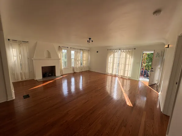 320 N Burlington Ave, Los Angeles, CA 90026