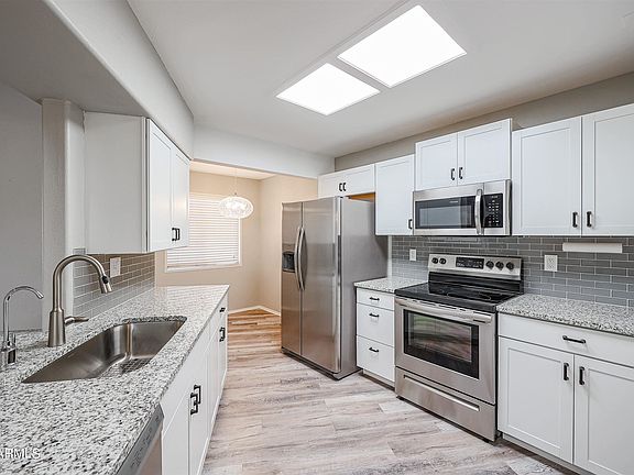 5th image of 10246 W Campana Dr