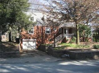 1322 Powers Run Rd, Pittsburgh, PA 15238