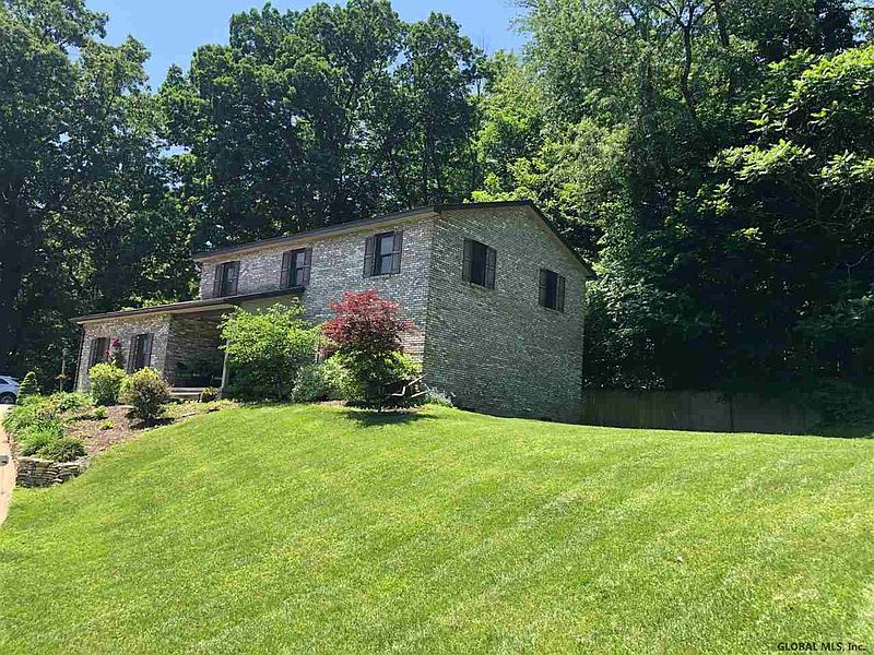 3rd image of 29 MCDONALD Lane