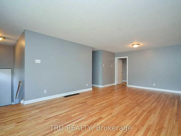 2428 Iris St #A — Photo 8