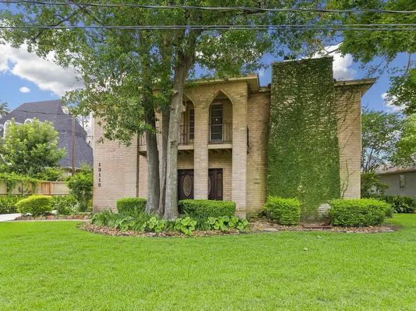 13115 Holston Hills Dr, Houston, TX 77069