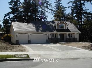 8425 Smugglers Cv, Mukilteo, WA 98275
