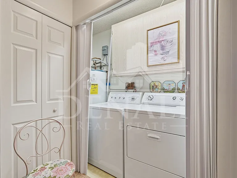 9807 W Mockingbird Dr — Photo 30