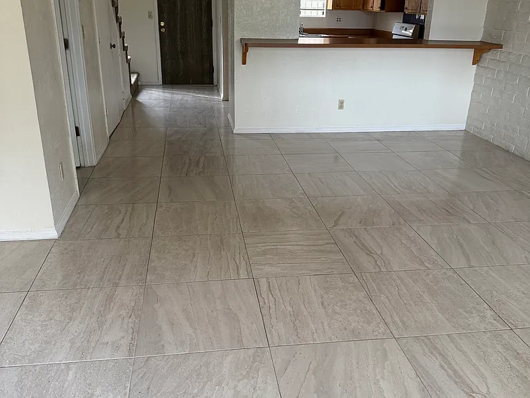 797 W Mesa Verde Dr #11 — Photo 3
