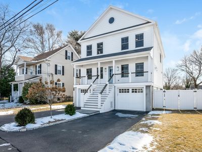 32 Blaine St, Fairfield, CT, 06824