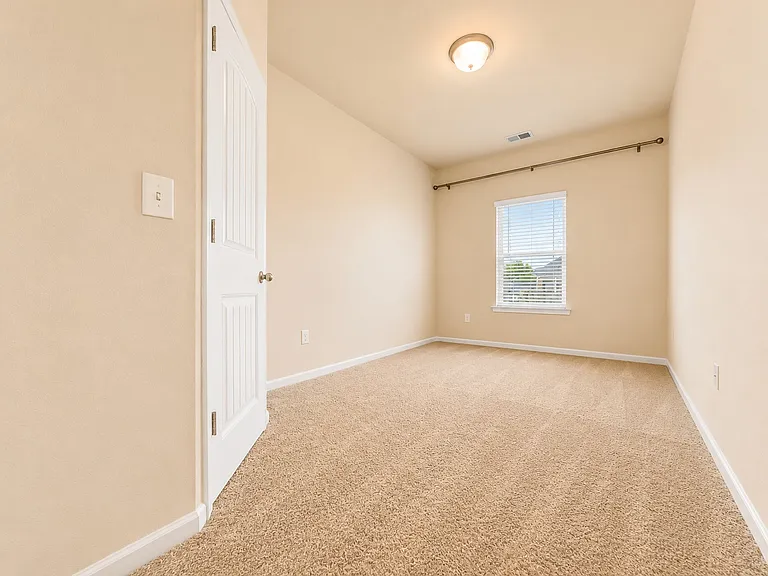 1856 Hanover West Dr — Photo 27