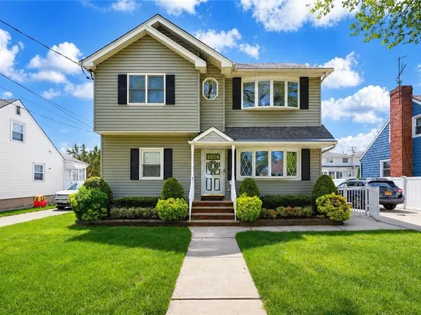 24 Allison Ave, Staten Island, NY 10306