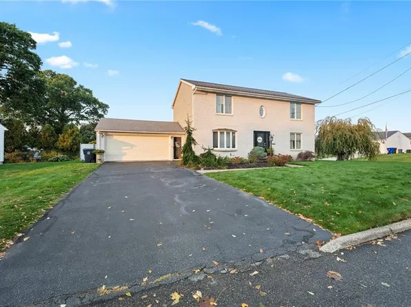 96 Jenks St, East Providence, RI 02914