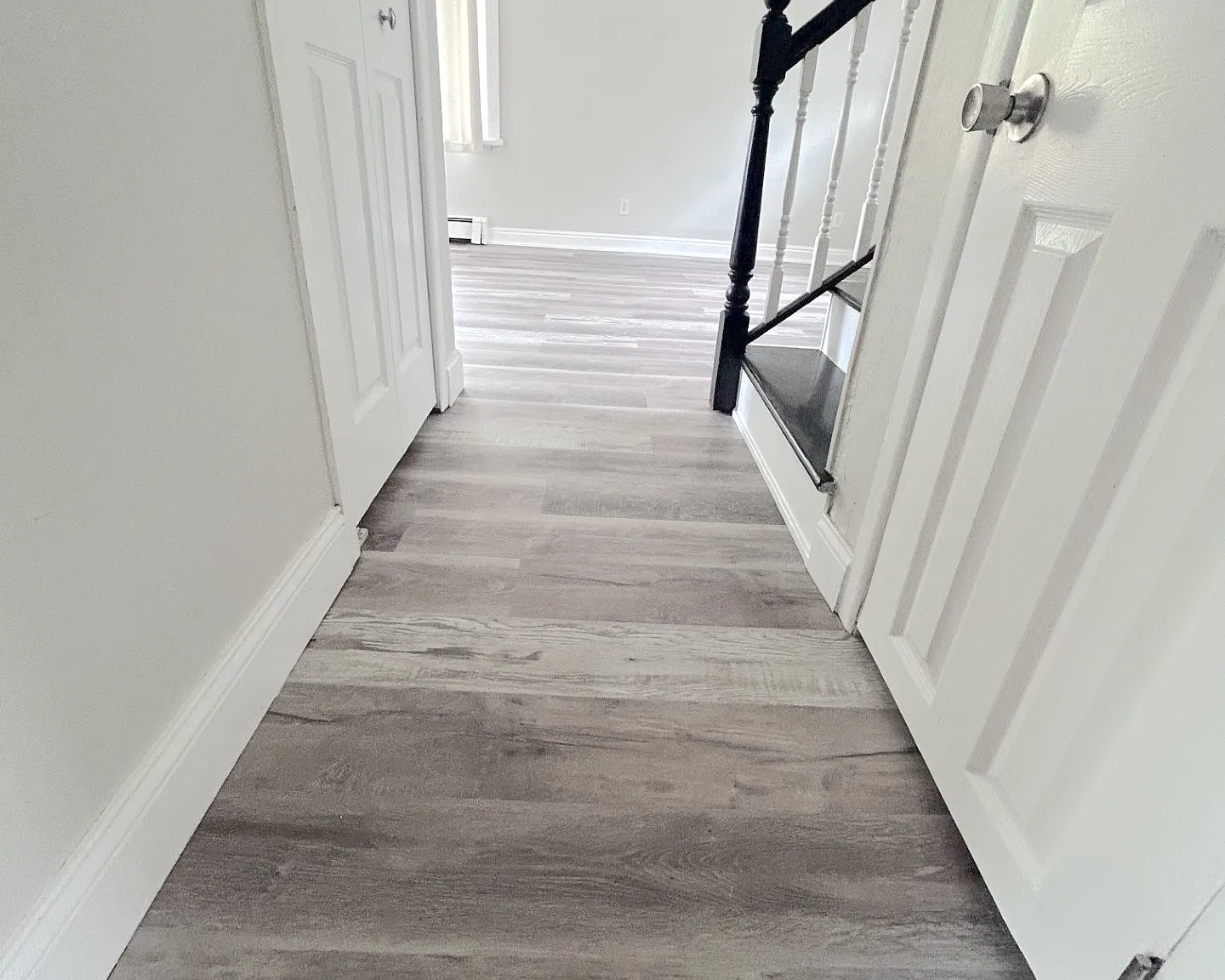 Elmwood Dr 241 LP/Curd-Hieronymus - 1 — Photo 4