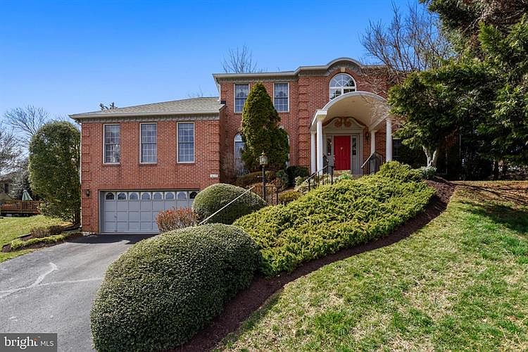 1st image of 1612 Carlin Ln