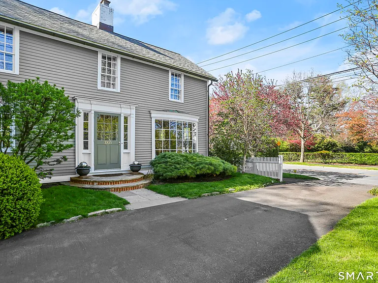 1005 Old Post Rd — Photo 3