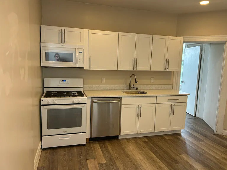 3447 Melwood Ave #3 — Photo 2