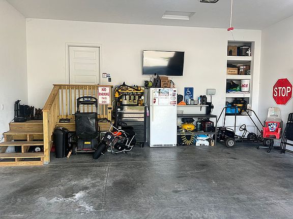 4th image of 4021 Normandy St