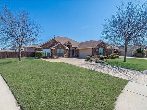 2nd image of 4988 Golfside Dr