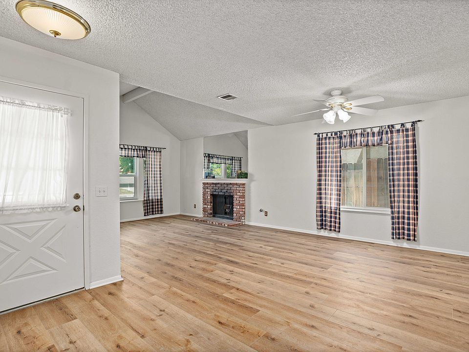 2742 Sunnyvale Rd, Lancaster, CA 93536 | Zillow