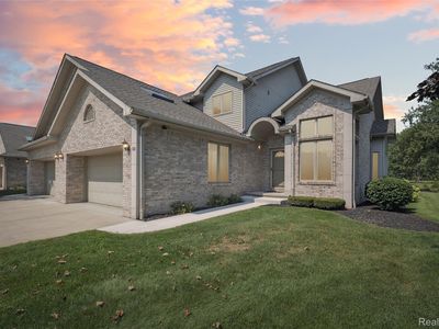 628 Olde Ivy Ln, Howell, MI, 48843