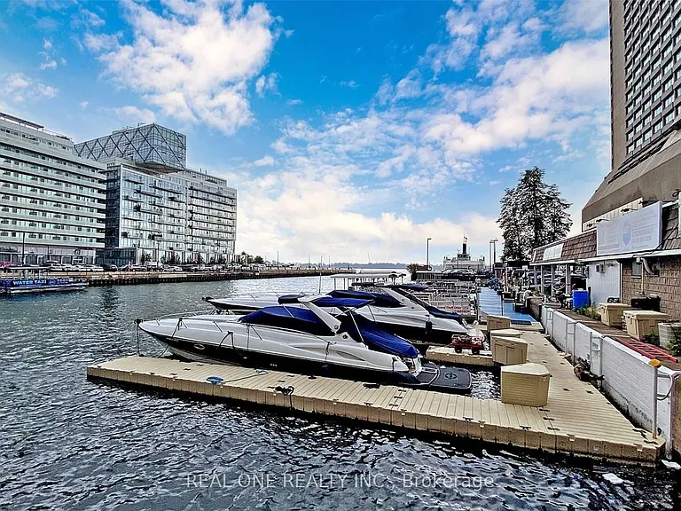 100 Harbour St #5008 — Photo 29