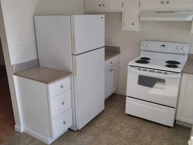 Bay Vista — Photo 9