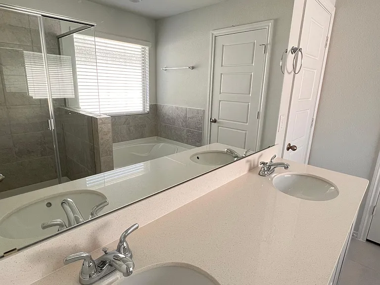 5744 Brookville Dr — Photo 16