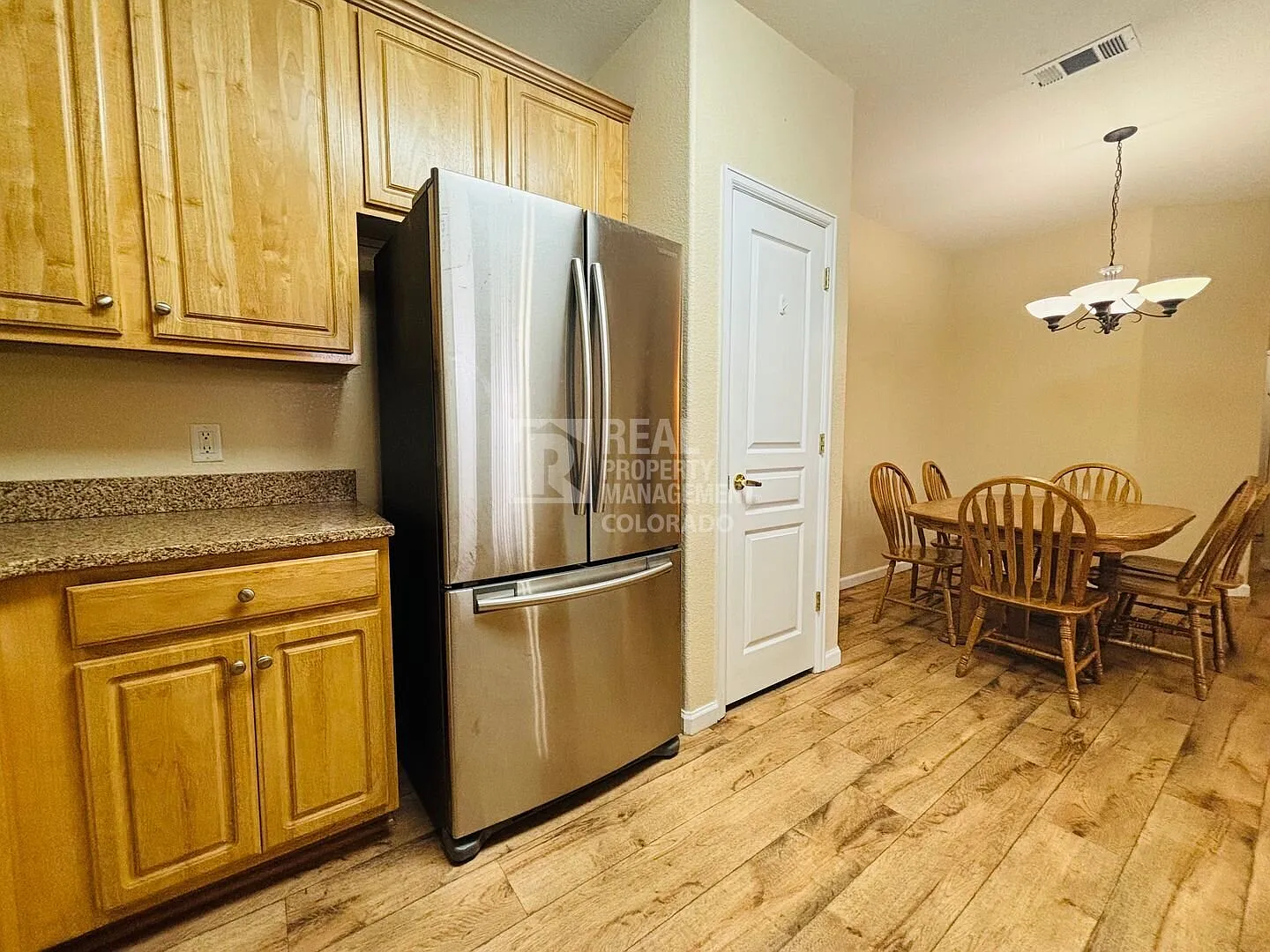 Beautiful 2-Bedroom, 2-Bath Condo in Lakewood's Bear Creek Area — Photo 1