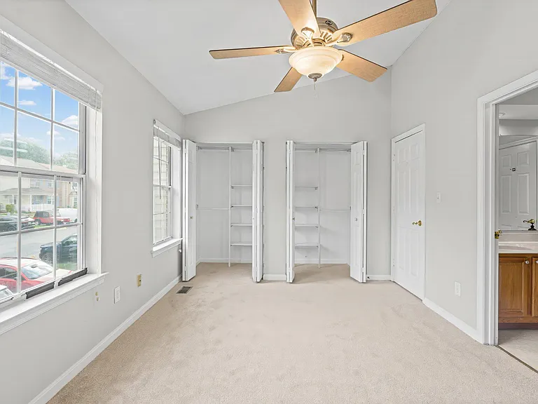 1905 Millington Sq — Photo 9