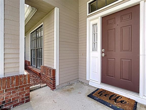 4th image of 1008 Seminole Creek Dr