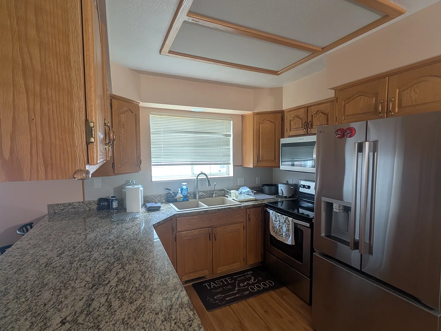 4 bed, $700 — Photo 1