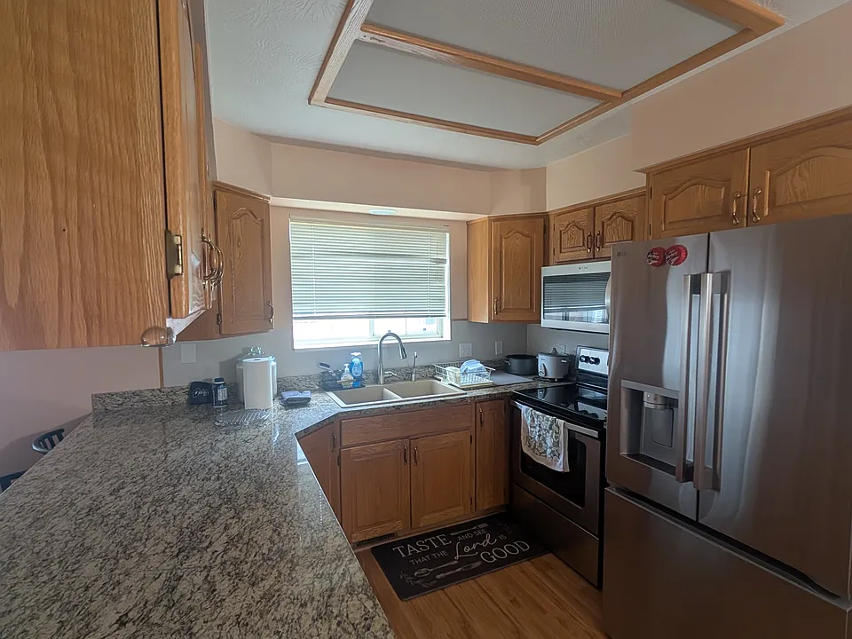 225 N 400 W #2