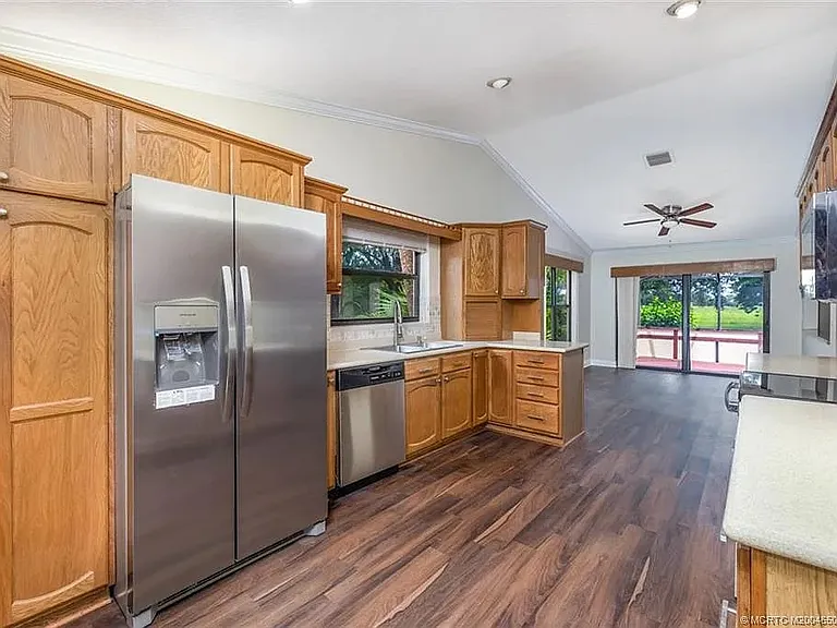 5361 SW Windward Way — Photo 12