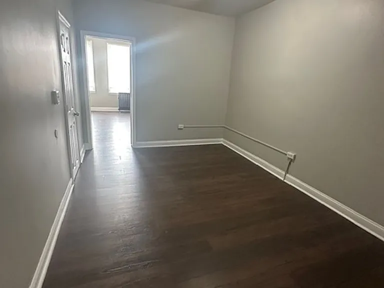 2585 W Fayette St — Photo 12