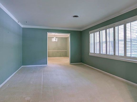 5th image of 202 Renoir Dr