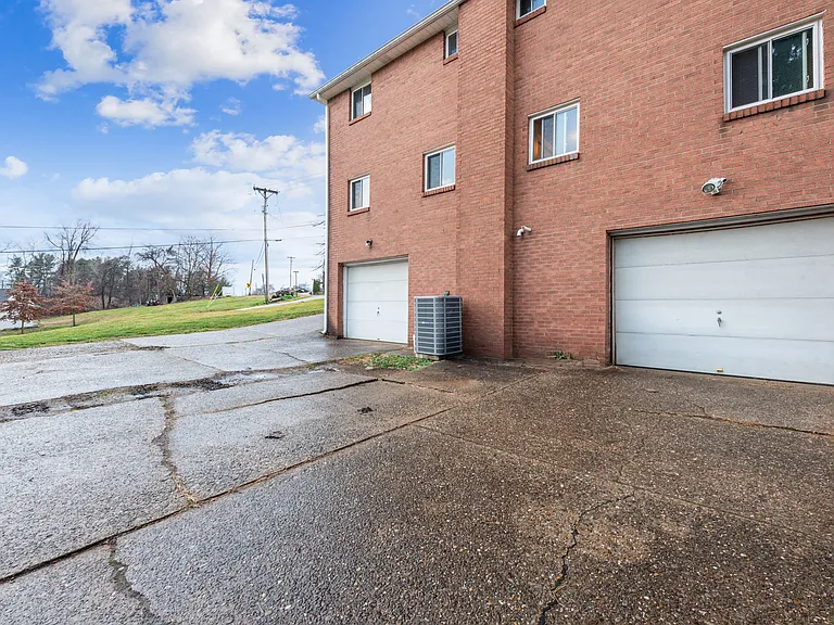 651 Wendel Rd #B — Photo 10