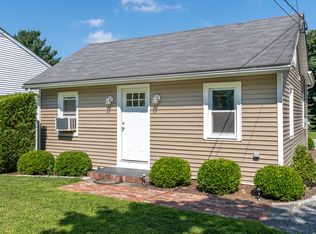 25 Fisher Ln, Katonah, NY 10536