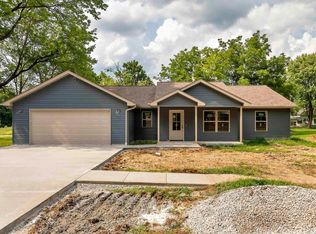 404 Hanford St, Cambria, IL 62915