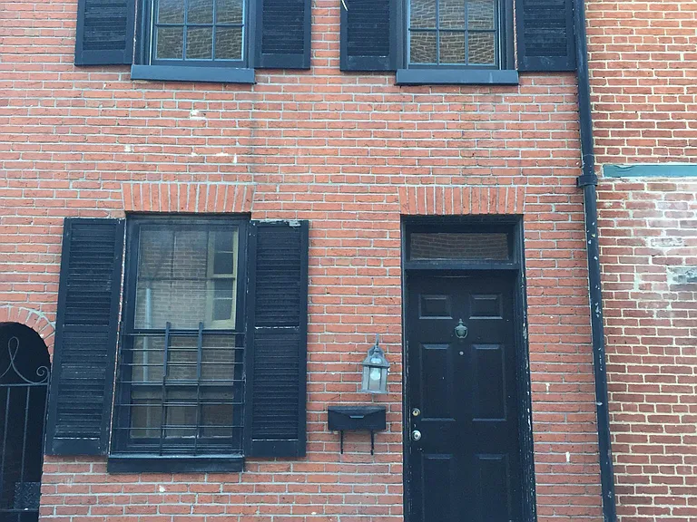 894 Tyson St — Photo 15