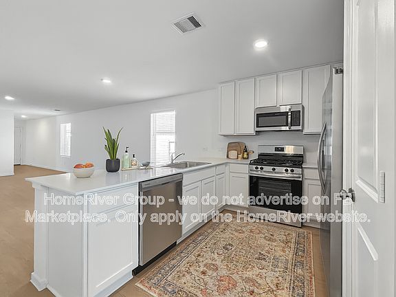 5th image of 6026 Starling Dr