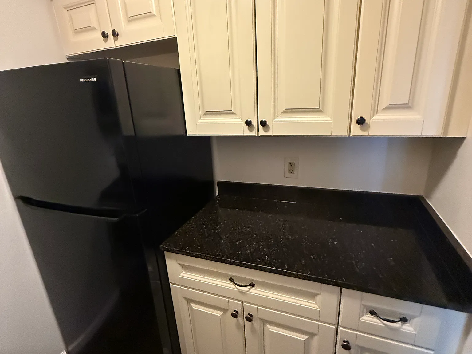 1 bed, $1,400 — Photo 3