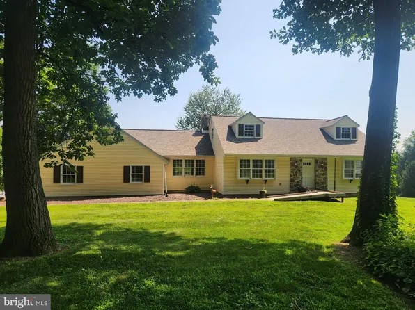 44 Oakridge Dr, Quarryville, PA 17566