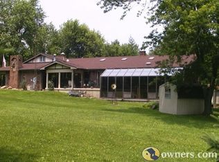 4160 Starlight Ave, Decatur, IL 62526