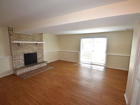 5th image of 8341 Tanbark Dr