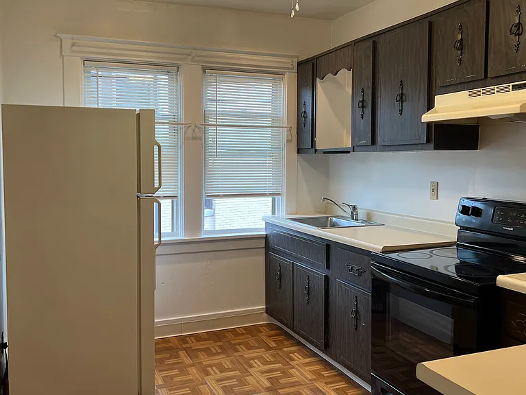 2904 Espy Ave #3 — Photo 4